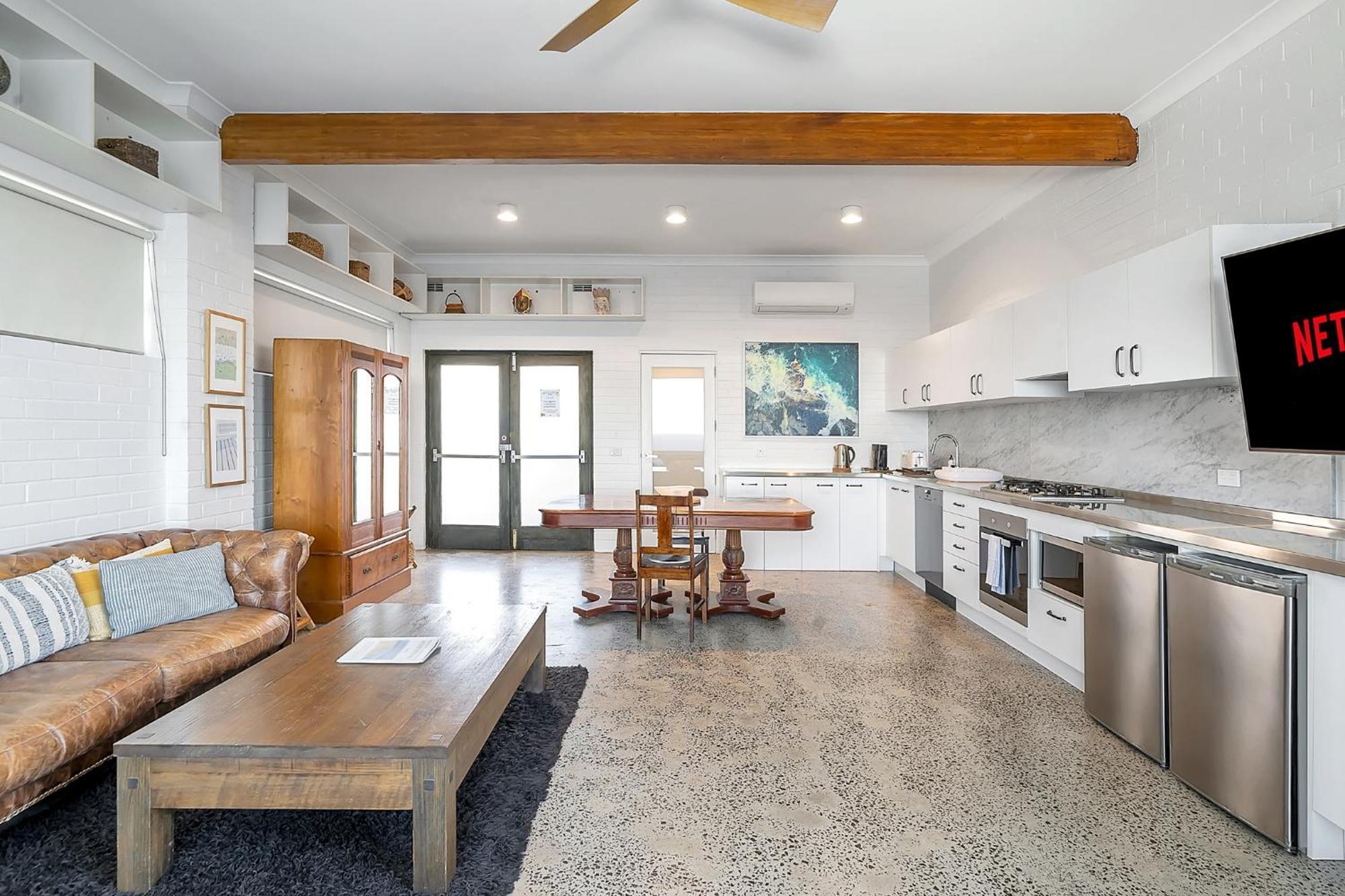 Upscale Cliffside Studio With Ocean Views North Bondi Сидней Экстерьер фото