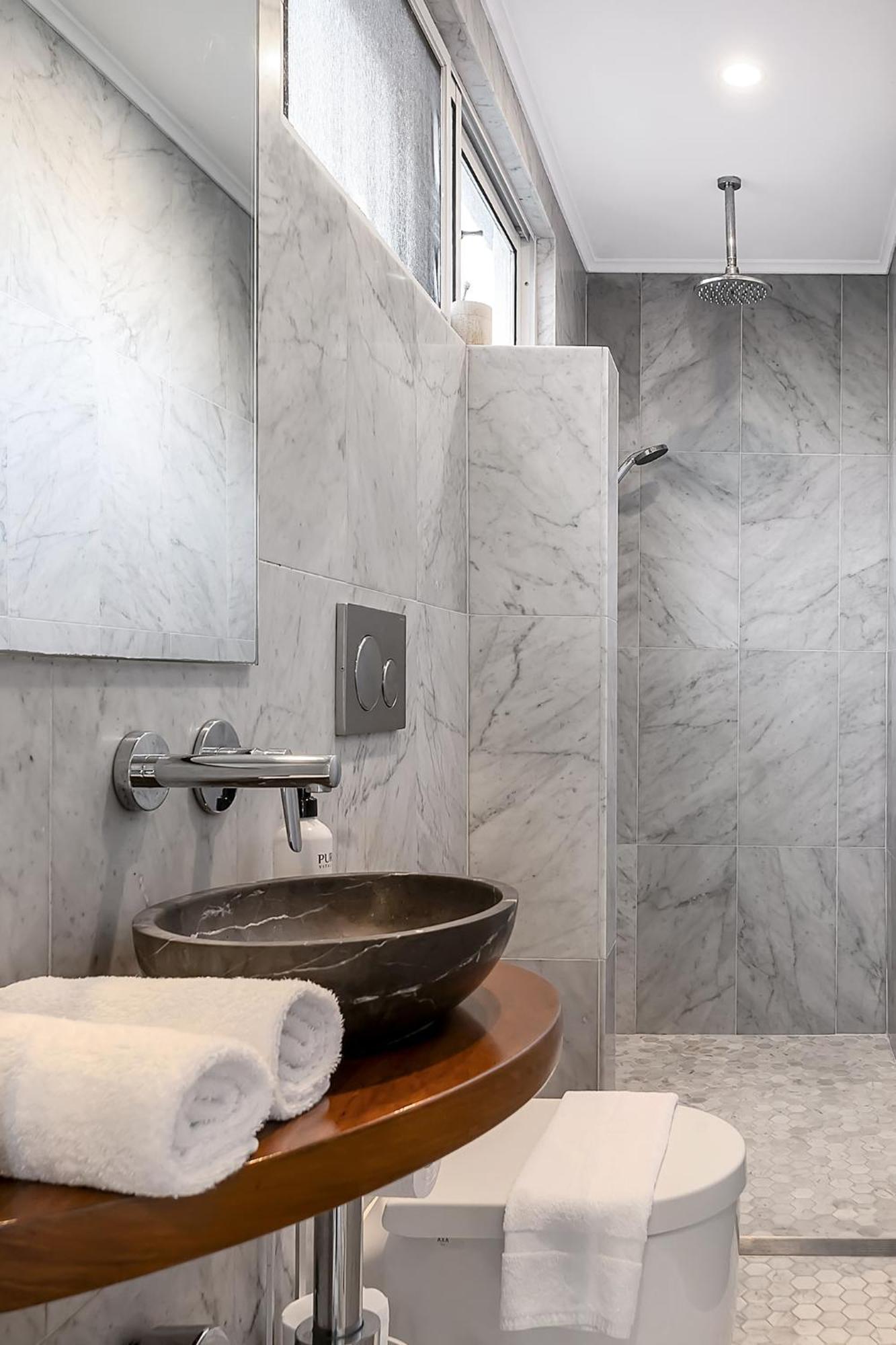 Upscale Cliffside Studio With Ocean Views North Bondi Сидней Экстерьер фото